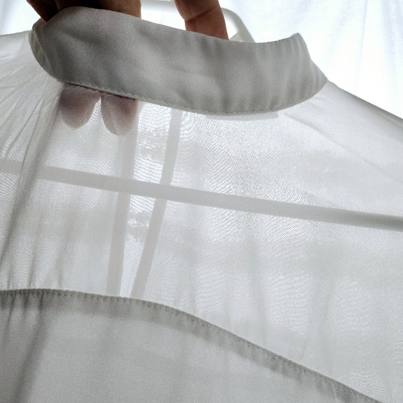 Asos Design Blouse. Size 6 - Picture 6 of 9